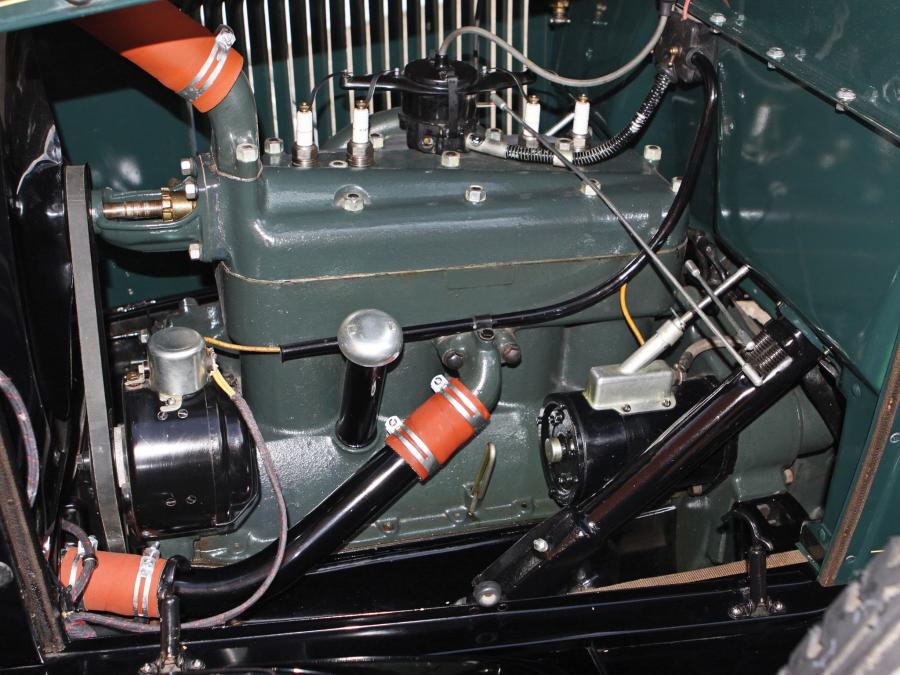  Ford Model A Roadster Pickup 1927 года  (фото 12 из 16)